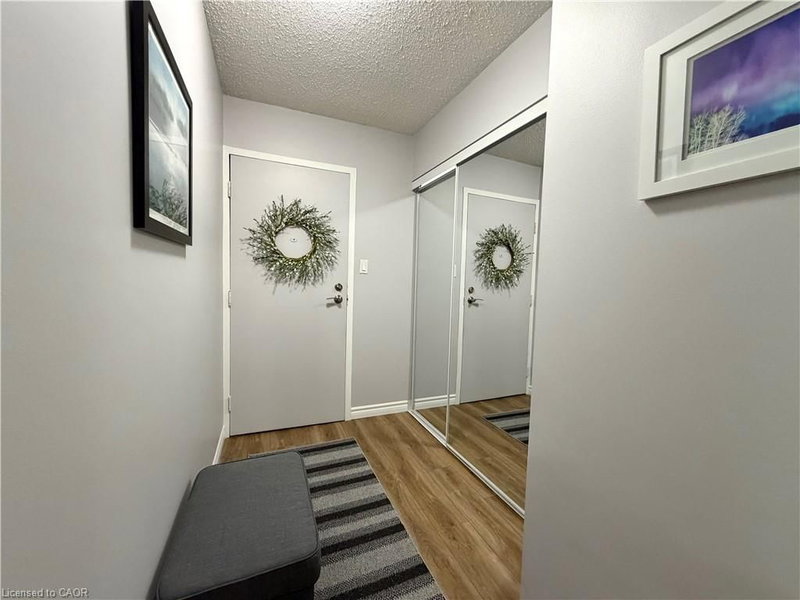 944 Caledonian View photo 4