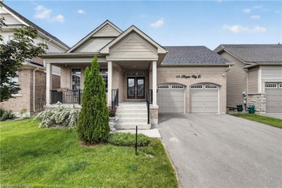 48 Harpin Way E