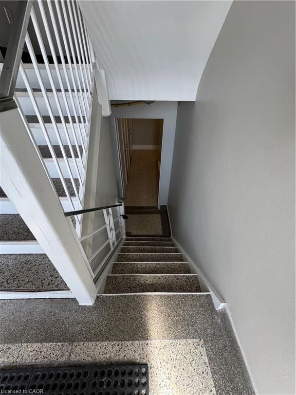 1364 Wilson Avenue, Toronto, view 10