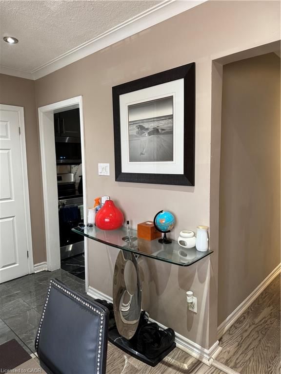 1364 Wilson Avenue, Toronto, view 17