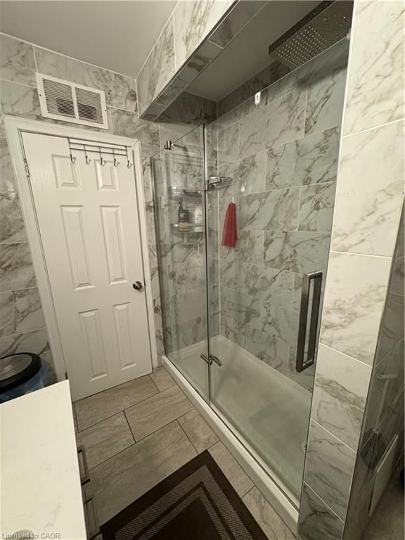 1364 Wilson Avenue, Toronto, view 21