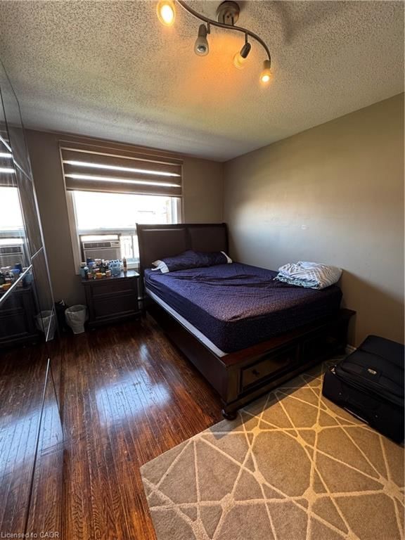 1364 Wilson Avenue, Toronto, view 23