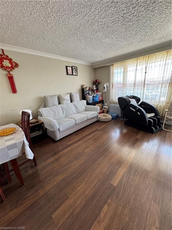 1364 Wilson Avenue, Toronto, view 30