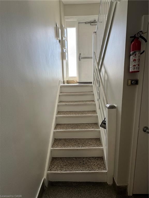 1364 Wilson Avenue, Toronto, view 8