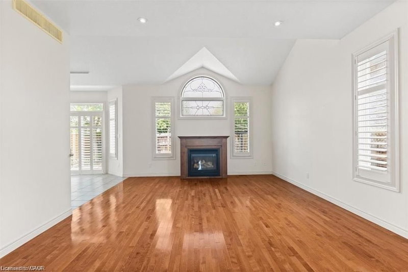 754 Klosters Drive photo 4