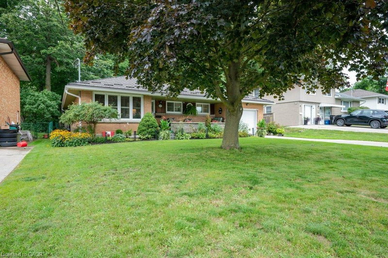 417 Edwin Street photo 3