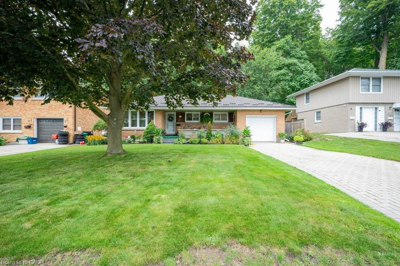 417 Edwin Street photo 4