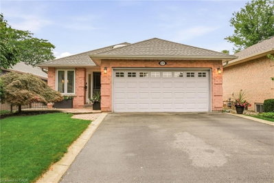 1229 Nathaniel Crescent