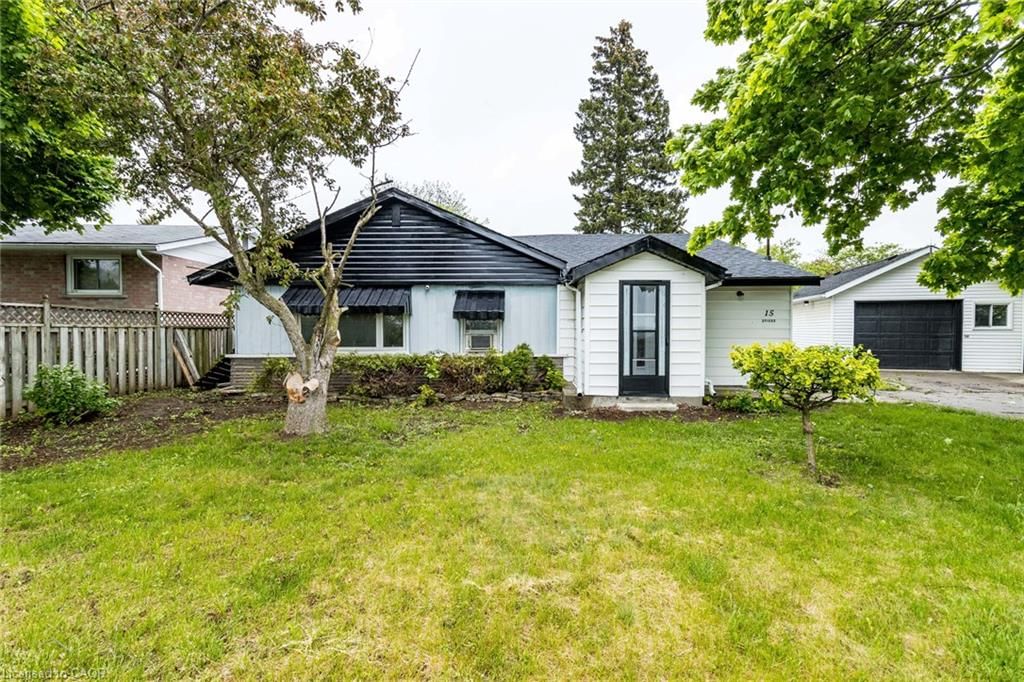 Single Family Residence sold at 15 Spiers Crescent, Cambridge, ON, N1R 1B3 - Elgin Park/Coronation - MLS: 40861523