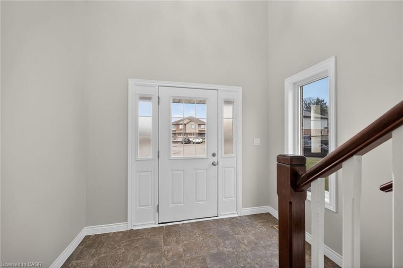 98 Macneil Court