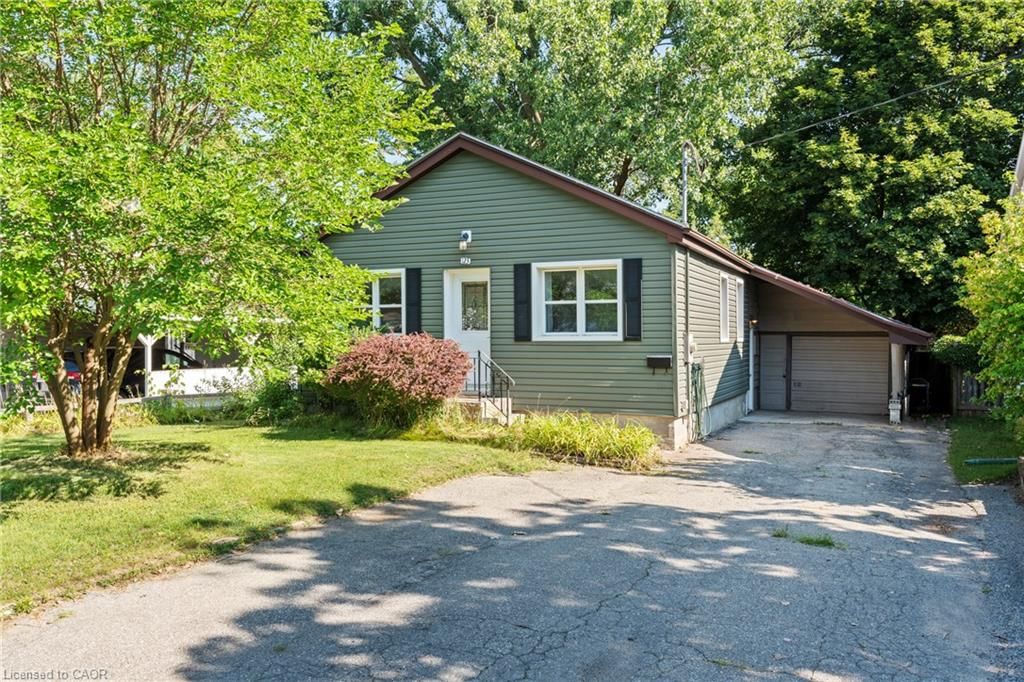 123 Morton Avenue — photo 2