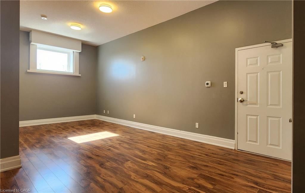 204 - 757 King Street E 3