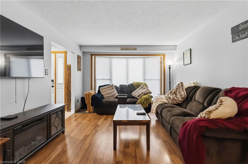 47 Abeles Avenue photo 5