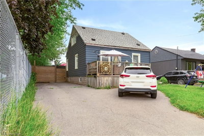 1 Mahony Avenue