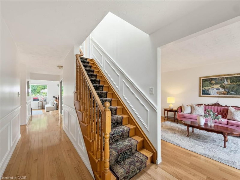 1236 Thorpe Road photo 5