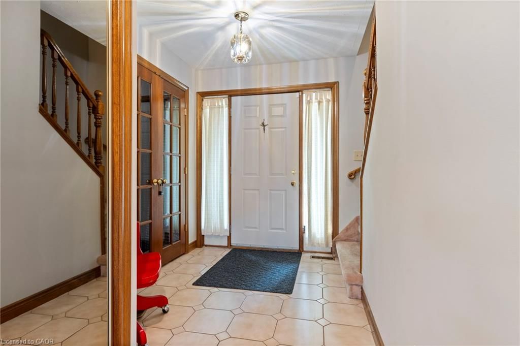 8 Beckett Drive — photo 5
