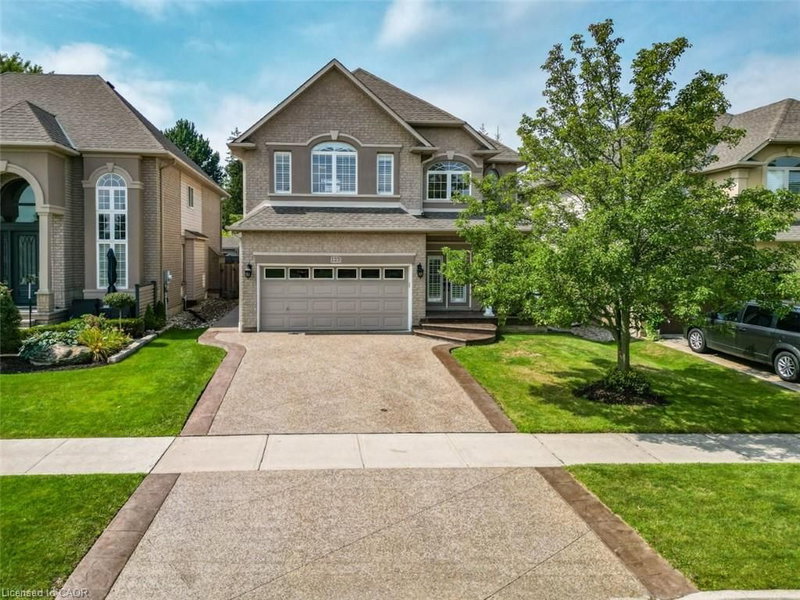 123 Moorland Crescent photo 4