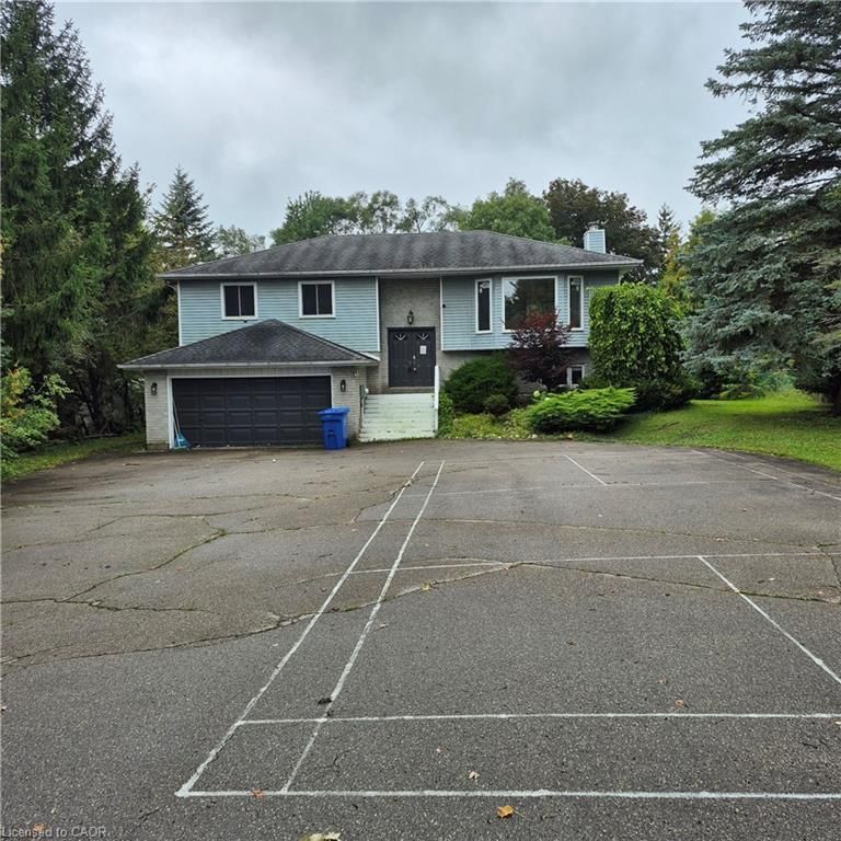 11 Brock Road S