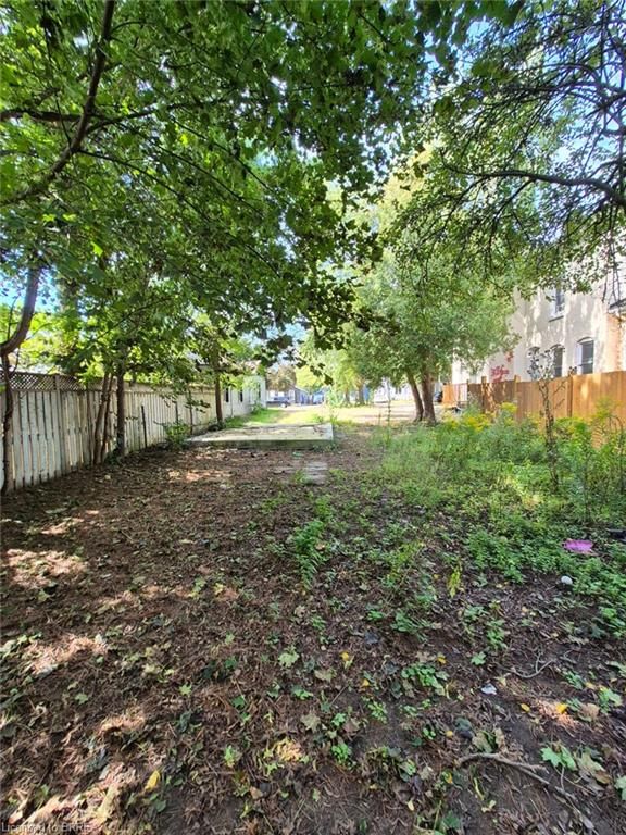 Residential for sale at 51 Pearl Street, Brantford, ON, N3T 3N5 - North Ward - MLS: 40861968