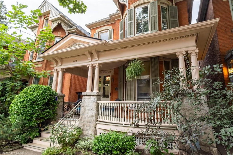 105 Erie Avenue photo 2