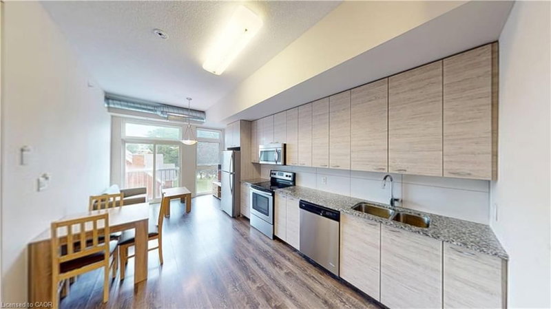 253 Albert Street photo 5