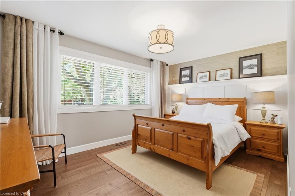 15 Linton Place, Kitchener, view 16