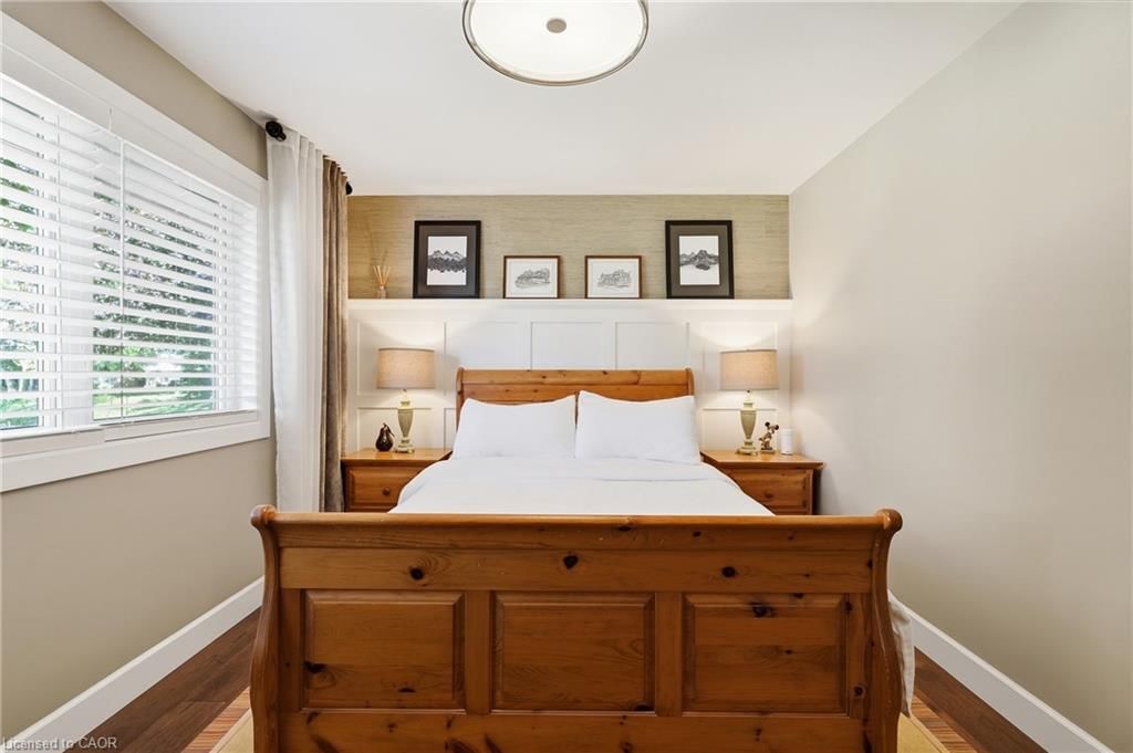 15 Linton Place, Kitchener, view 17