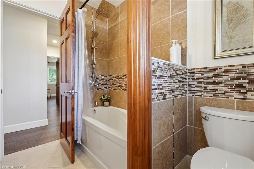 15 Linton Place, Kitchener, view 25