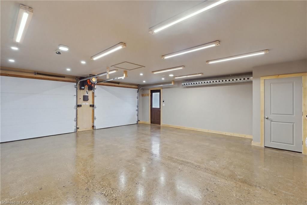 15 Linton Place, Kitchener, view 39