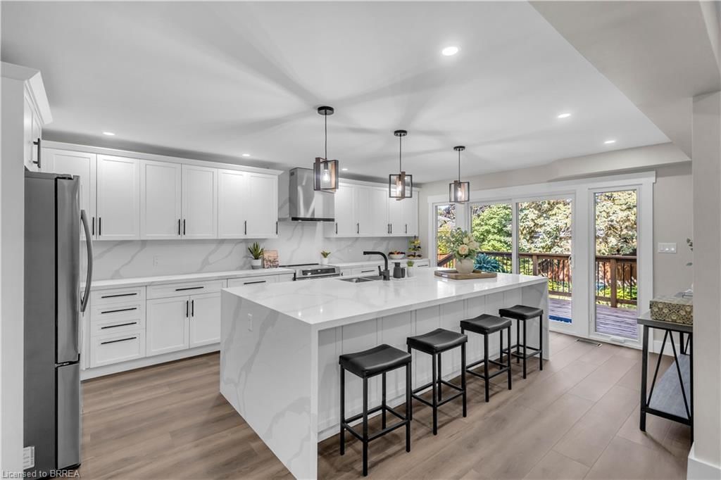 9 Rollingwood Crescent — photo 4