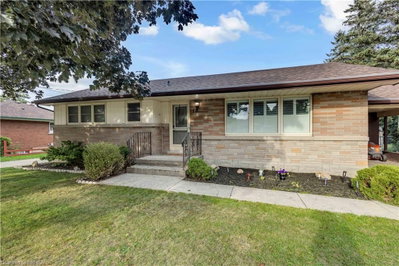 18 Kingsmount Crescent