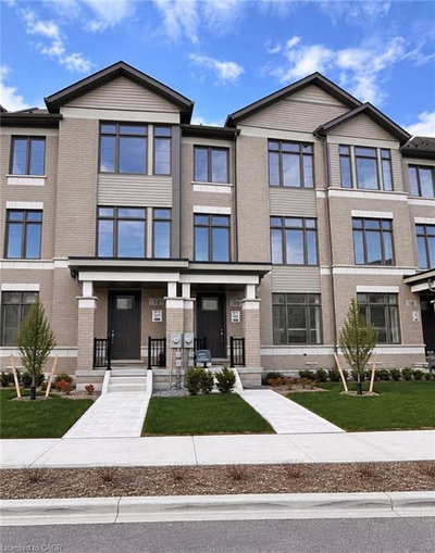 16 - 10 Freedom Crescent