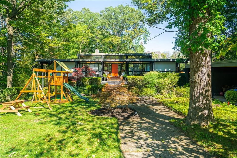 15 Wood Dale Drive