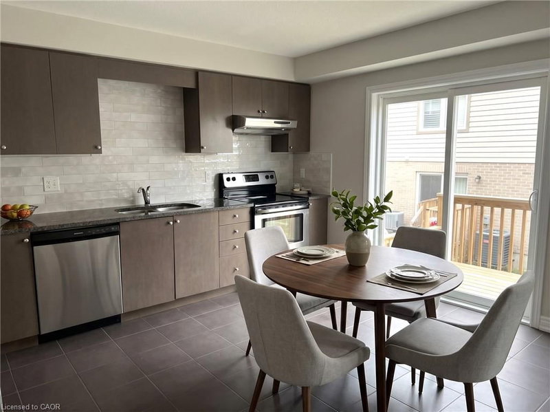 47 - 12 Poplar Drive