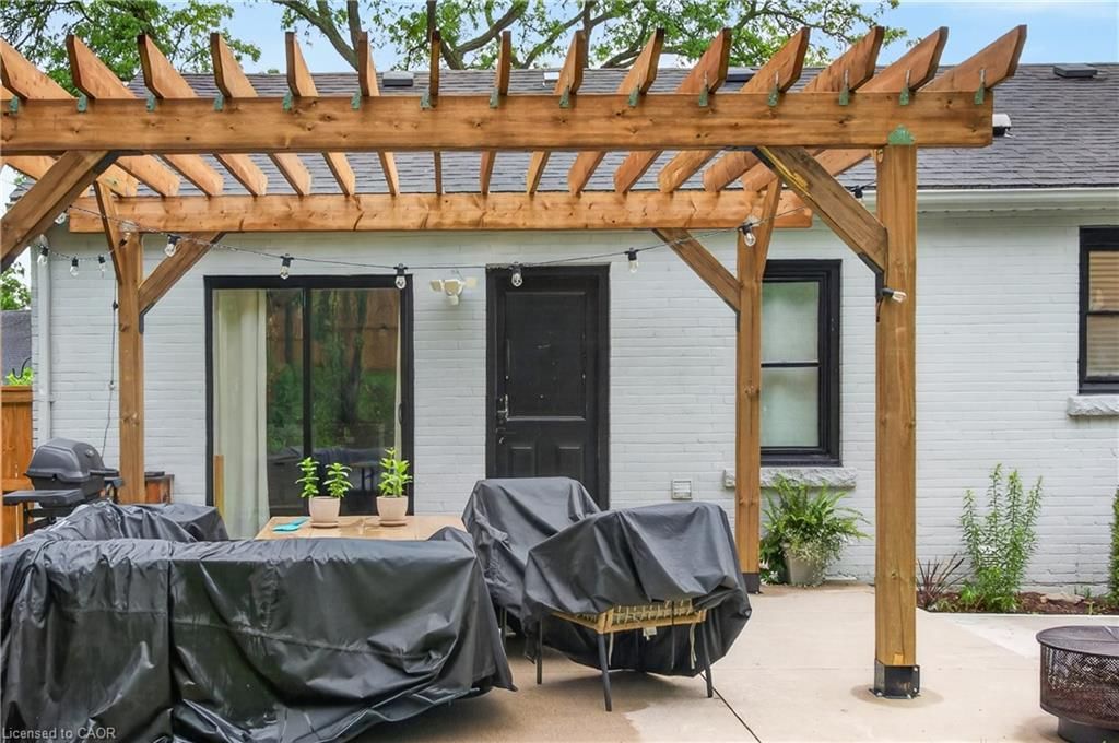 LOWER - 31 Marion Place, Stoney Creek 4