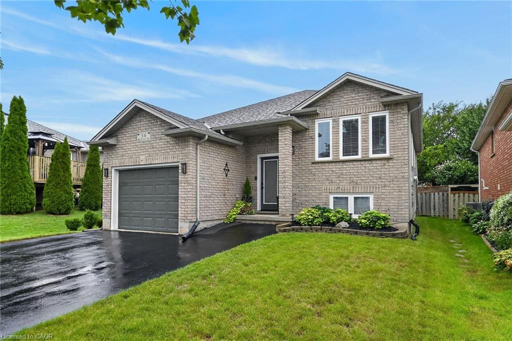 Single Family Residence sold at 34 Brewster Way, Brantford, ON, N3T 6N4 - Donegal/McGuiness - MLS: 40862304