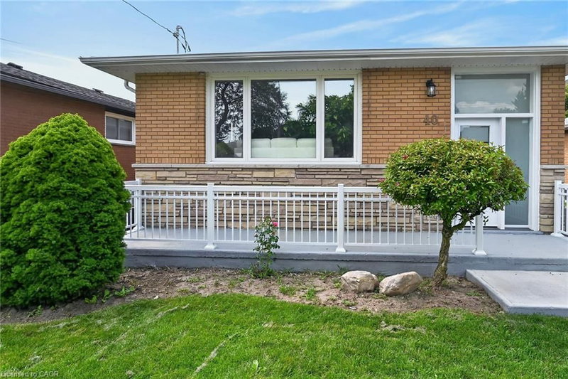 Upper - 40 Purdy Crescent