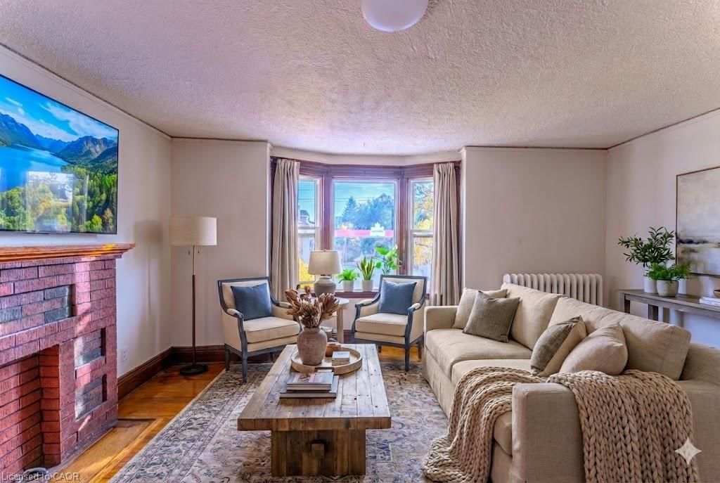 2 - 1369 Main Street E, Hamilton 4