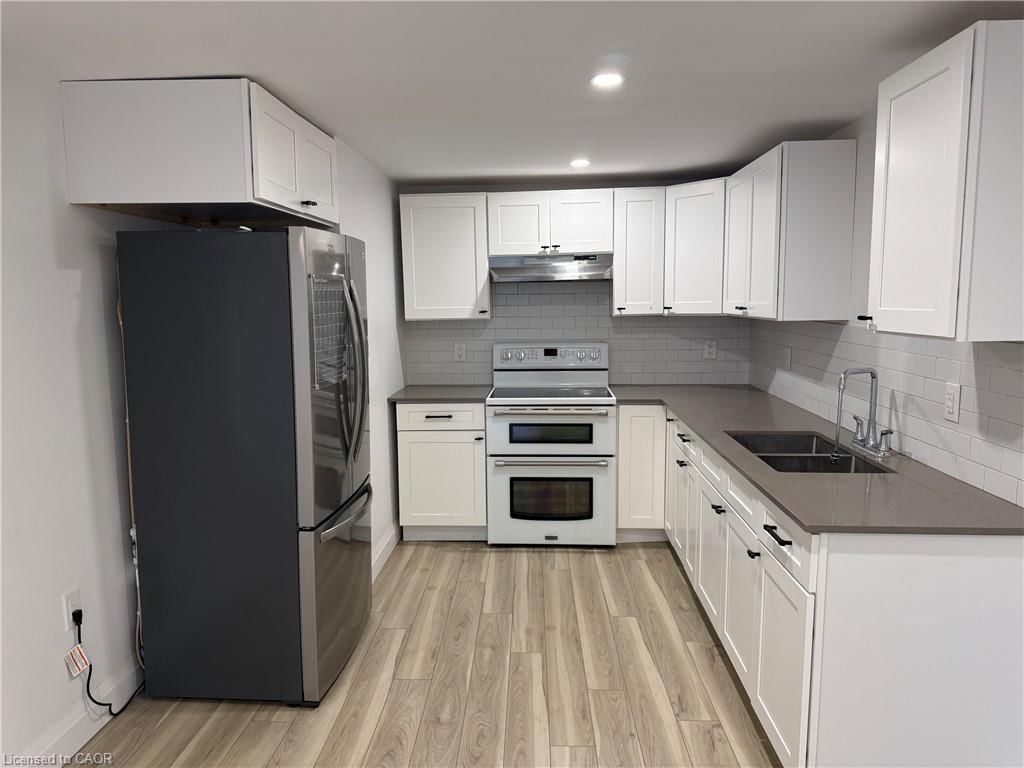 LOWER - 236 Bruce Street, Brantford 5