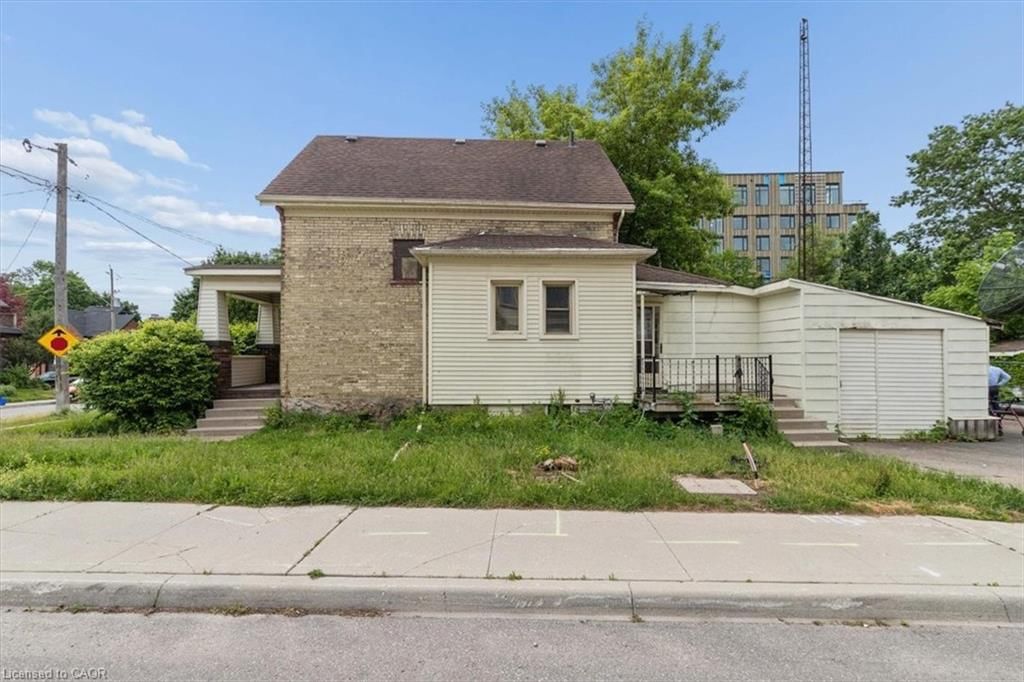 Single Family Residence for sale at 427 Duke Street, Kitchener, ON, N2H 3Y6 - Uptown Waterloo/North Ward - MLS: 40862461