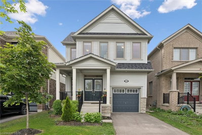 43 Harpin Way W