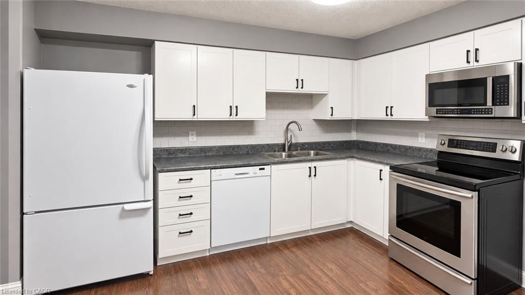302 - 55 Green Valley Drive, Kitchener 4