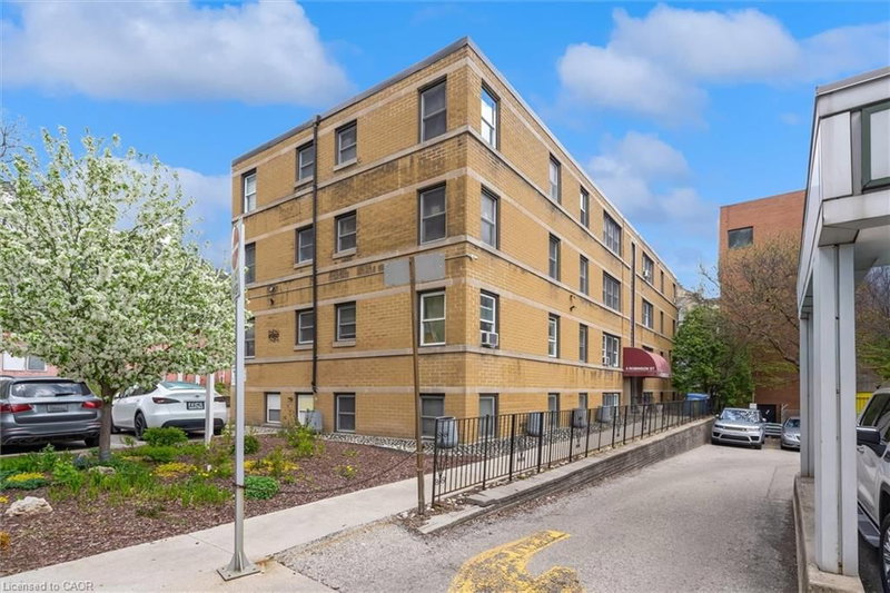 14 - 4 Robinson Street