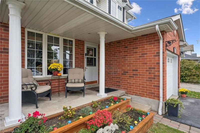 133 Bradson Drive photo 3