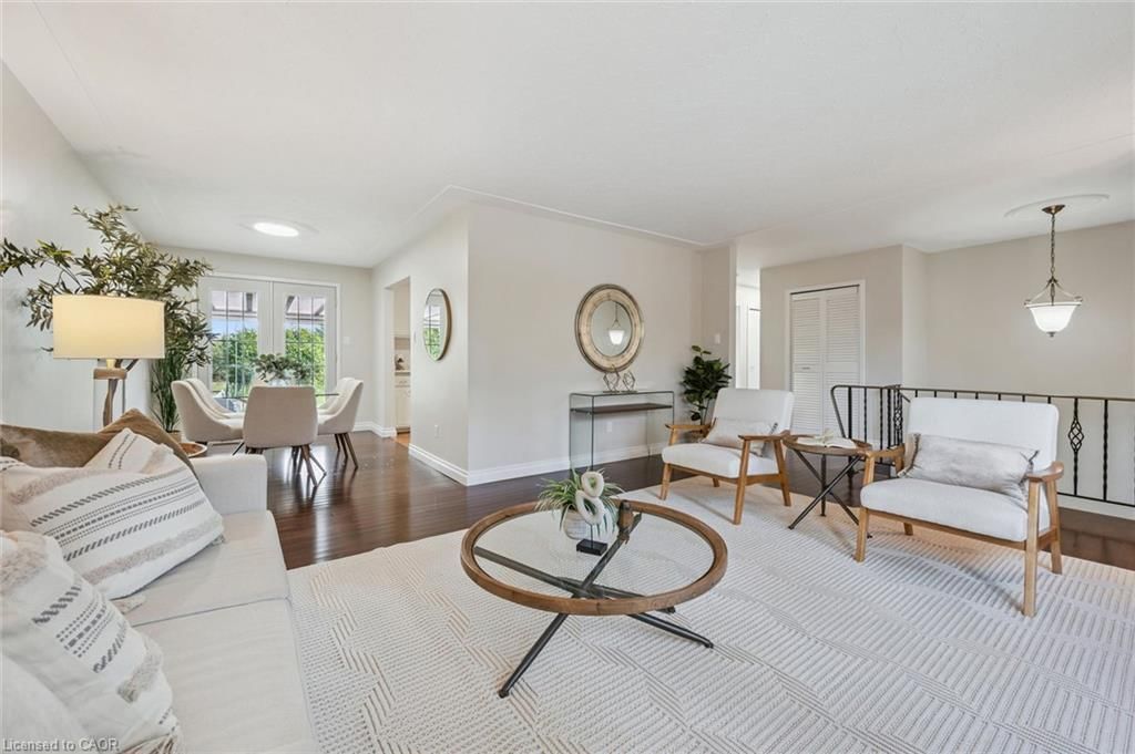 Single Family Residence for sale at 40 Bishop Court, Guelph, ON, N1G 2R9 - Dovercliffe Park/Old University - MLS: 40862659