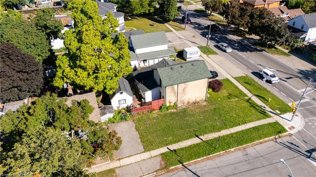 129 Erie Avenue — photo 3