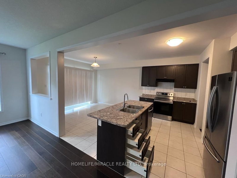 8702 Chickory Trail