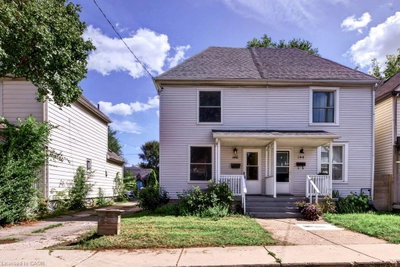 146 Barnesdale Avenue N