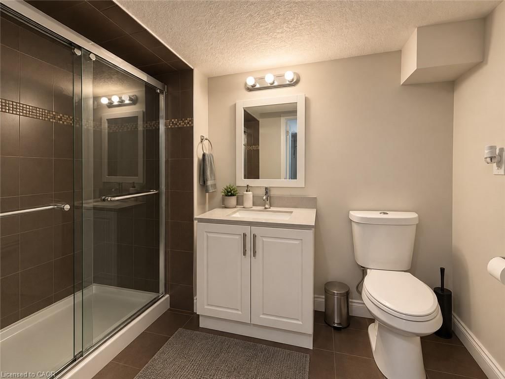 LOWER-18 Spachman Street, Kitchener, view 13