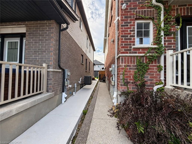 LOWER - 18 Spachman Street